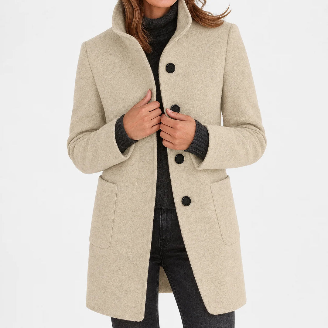 Amalie | Chaqueta de Lana con Cuello Alto
