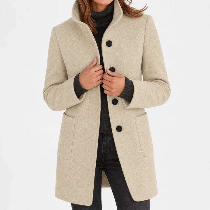 Amalie | Chaqueta de Lana con Cuello Alto