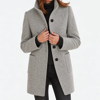 Amalie | Chaqueta de Lana con Cuello Alto