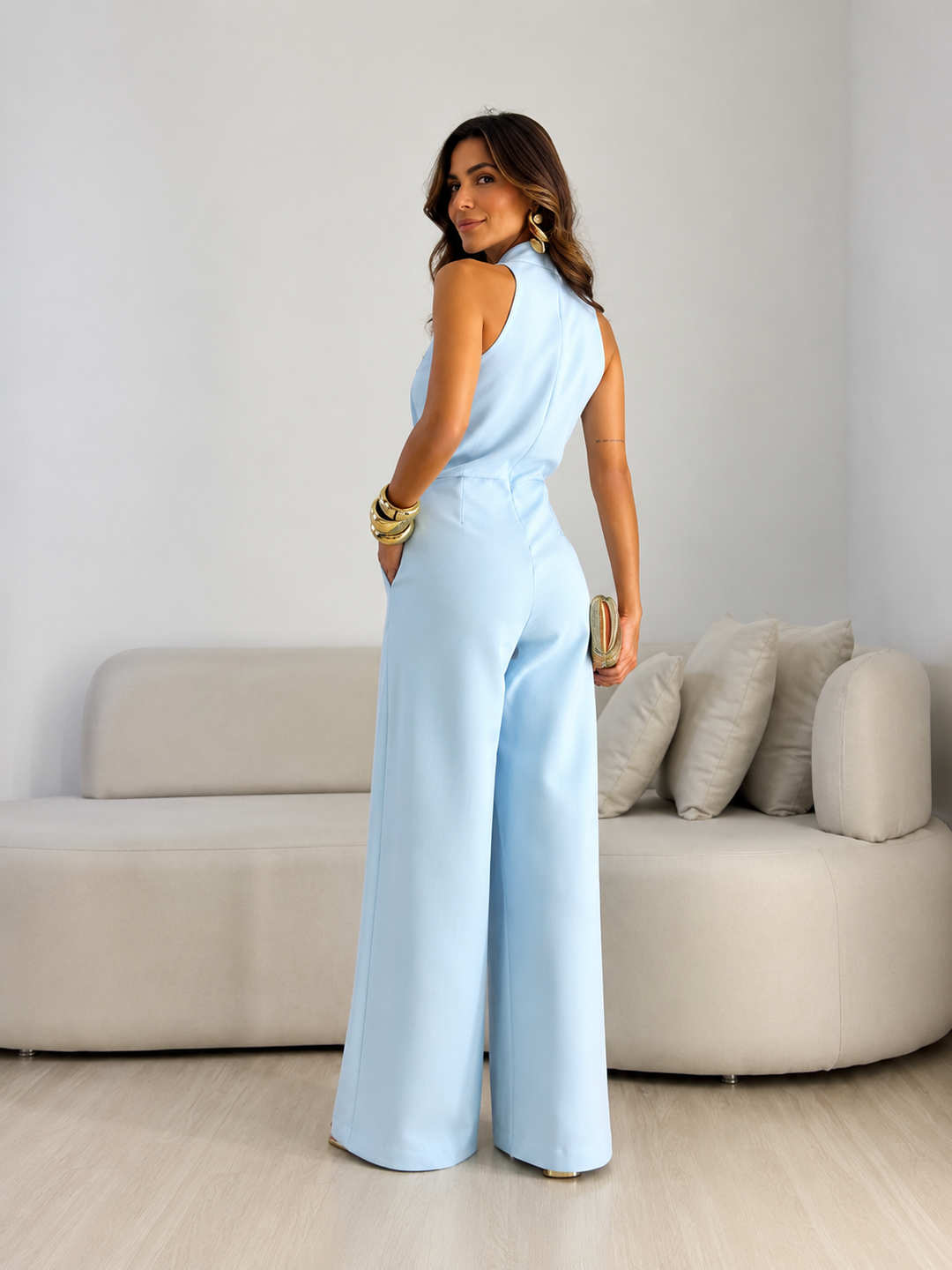 Valentina | Mono Halter con Lazo Frontal y Corte Palazzo de Pierna Ancha