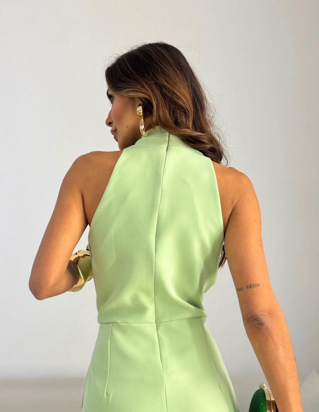 Valentina | Mono Halter con Lazo Frontal y Corte Palazzo de Pierna Ancha